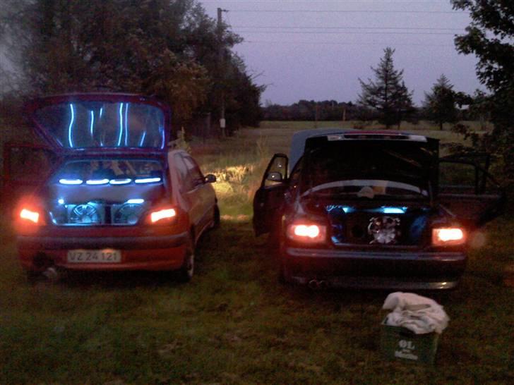 Peugeot 306 (SOLGT) - mig og alex der spiller smart... billede 17