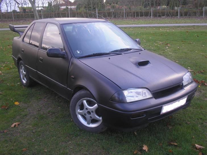 Suzuki Swift --Solgt-- billede 5