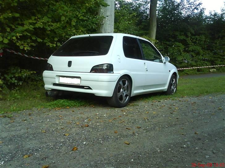 Peugeot 106 1,6 Rallye billede 3