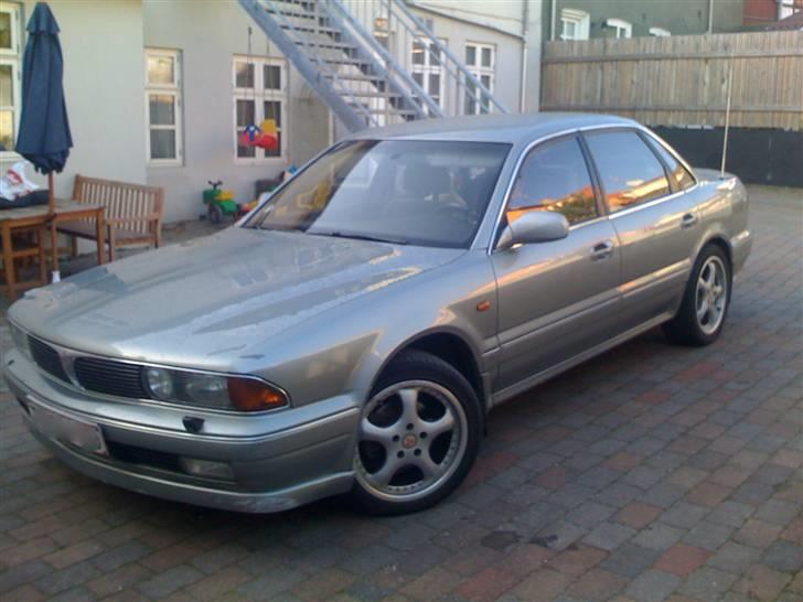 Mitsubishi Sigma --SOLGT-- billede 2