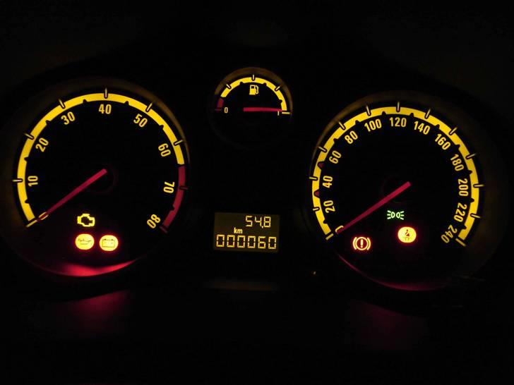 Opel Corsa D Gsi - Speedometer billede 9