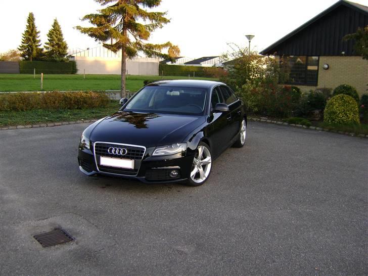 Audi A4 *SOLGT* billede 1
