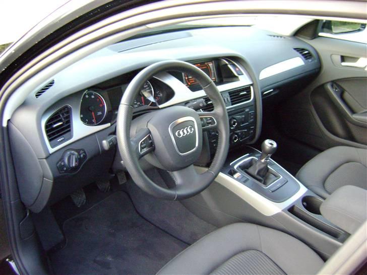 Audi A4 *SOLGT* billede 17