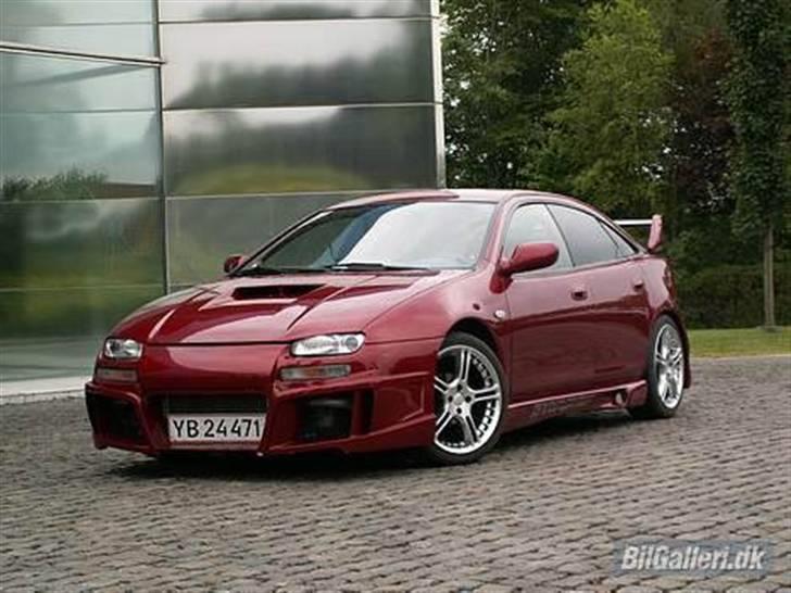 Mazda 323f ba (RIP) billede 1