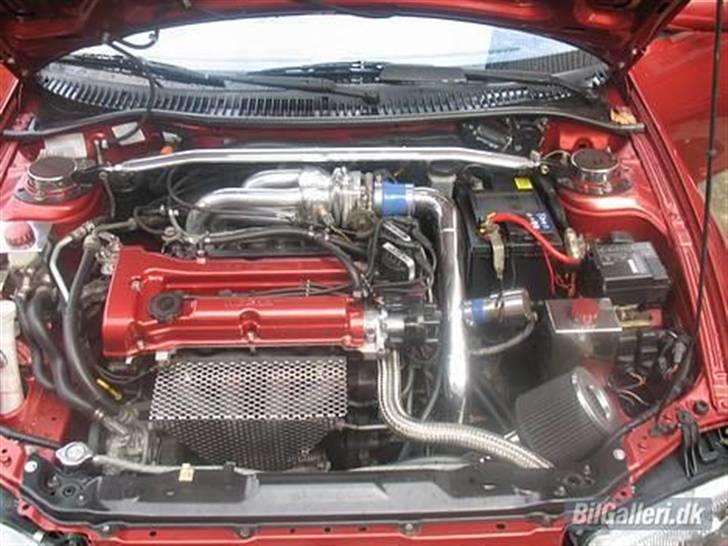 Mazda 323f ba (RIP) billede 13