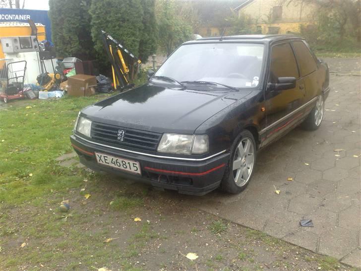 Peugeot 309 GTI (SOLGT) billede 1