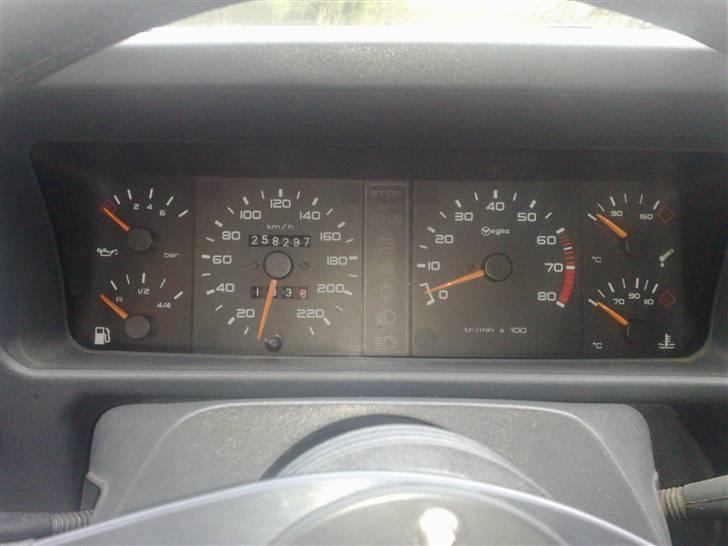 Peugeot 309 GTI (SOLGT) billede 8