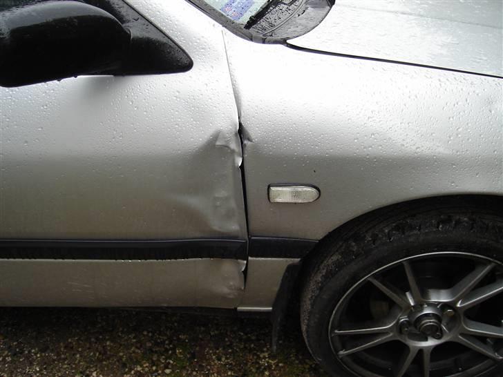 Nissan Primera 2,0i slx DØD billede 15