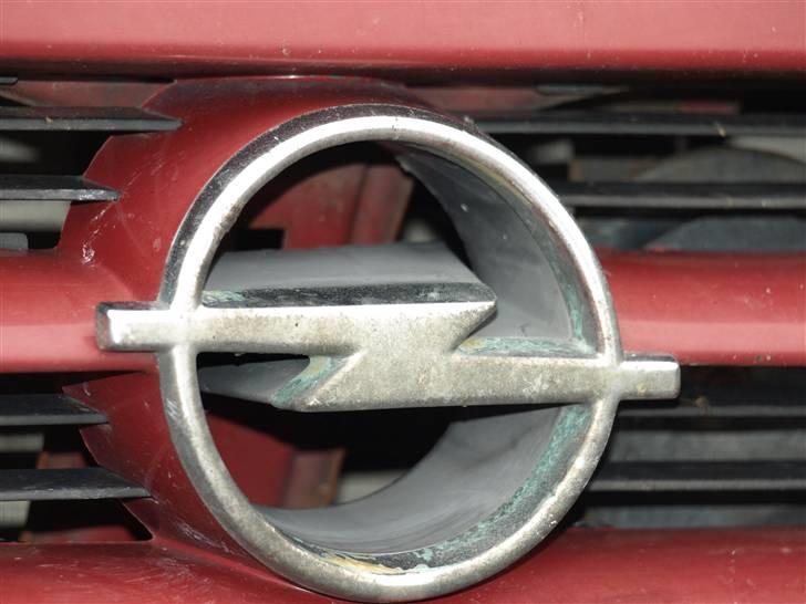 Opel Astra 1,6 I - SOLGT billede 2