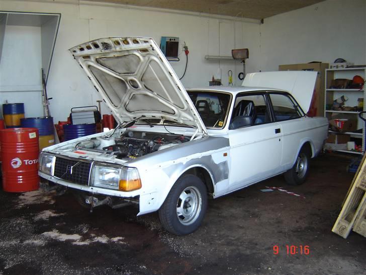 Volvo 242 DØD "skrottet" billede 5