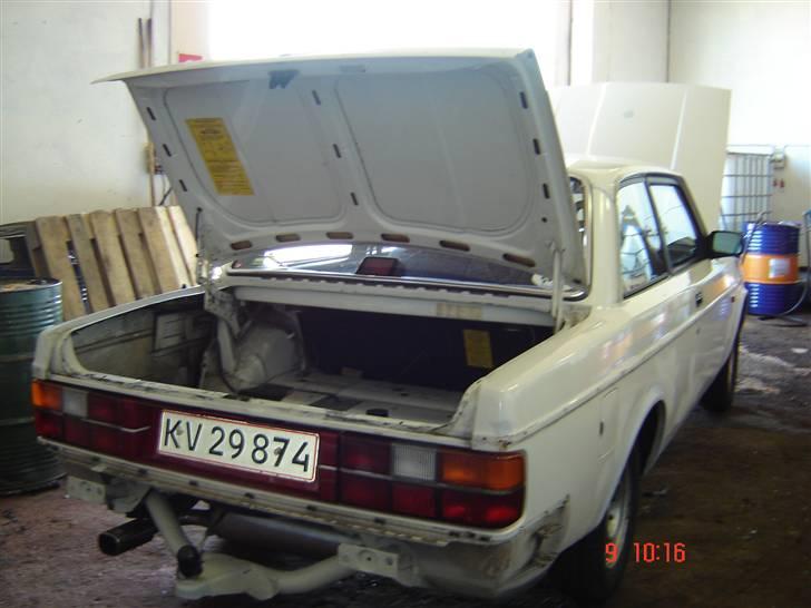 Volvo 242 DØD "skrottet" billede 6