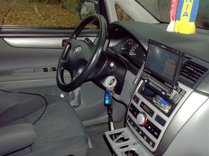 Toyota sportsvan billede 8