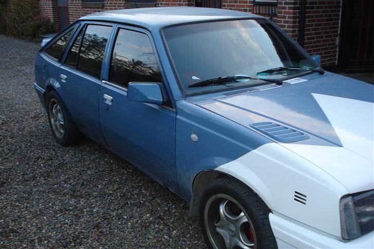 Opel Ascona C-CC Vinterbil. - 2 farvet lak.. billede 5