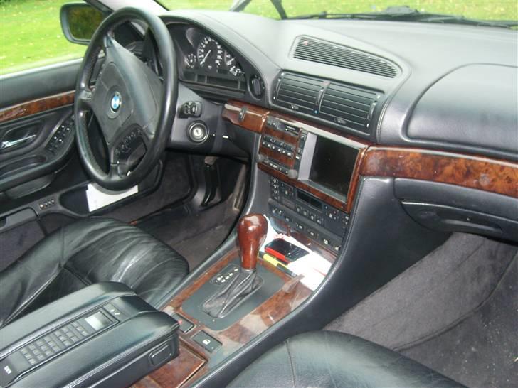 BMW 750i billede 11