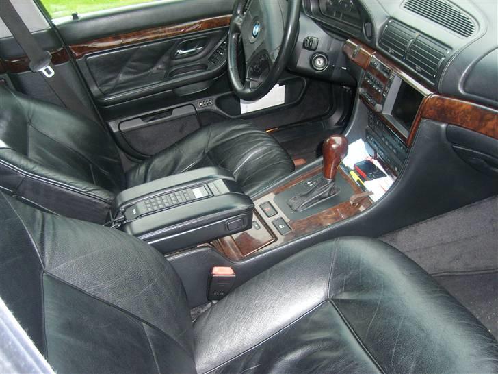 BMW 750i billede 12