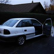 Opel Astra f