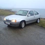 Opel Kadett E 1.4 i  Solgt 