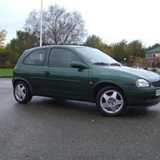 Opel Corsa B 16v