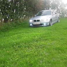 BMW 318i
