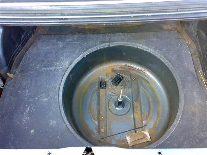 BMW E30 323i billede 9