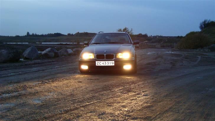BMW 323i Touring  billede 6
