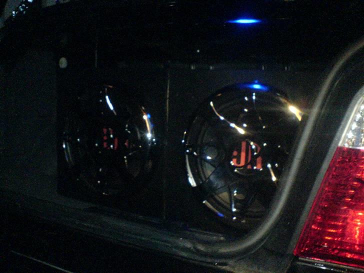 BMW 318 i SOLGT billede 4