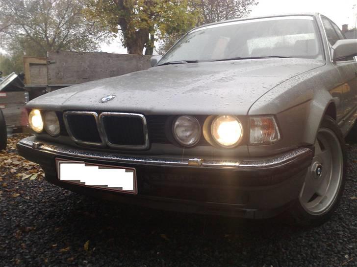 BMW E32 750i **BYTTET** billede 1