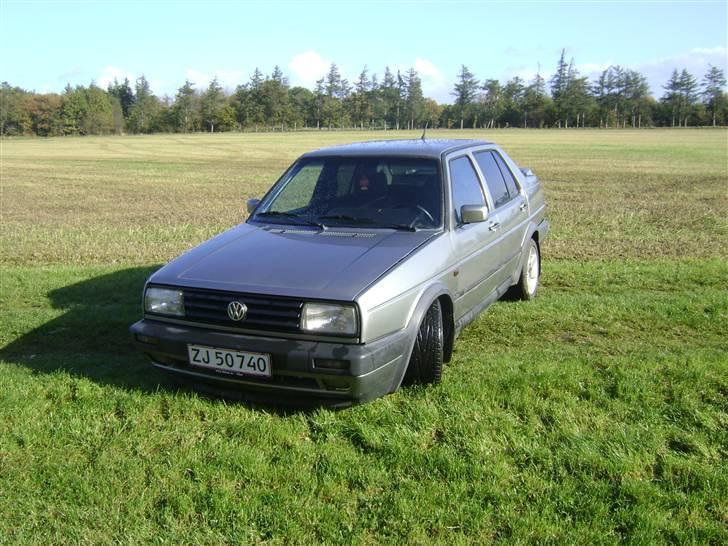 VW Jetta- SOLGT billede 9