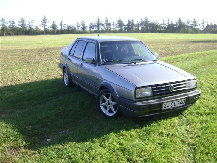 VW Jetta- SOLGT billede 10