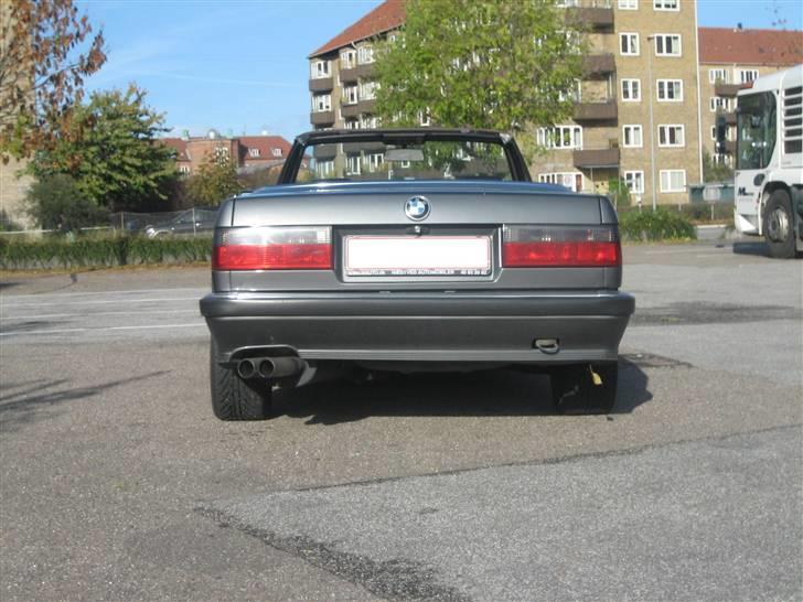 BMW 325i Cab. *TIL SALG* billede 3