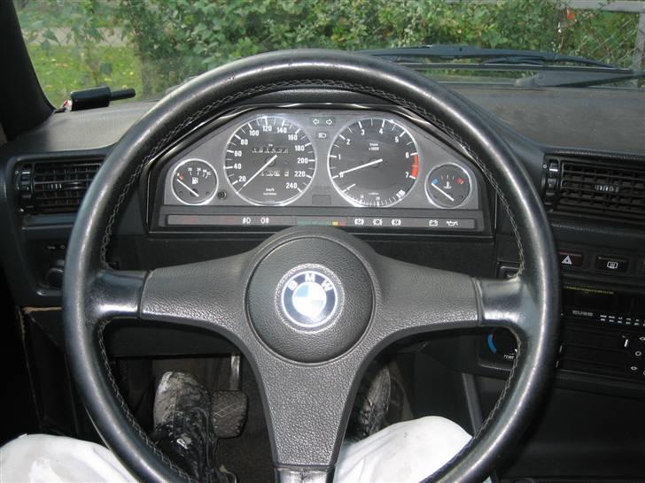 BMW 325i Cab. *TIL SALG* billede 11