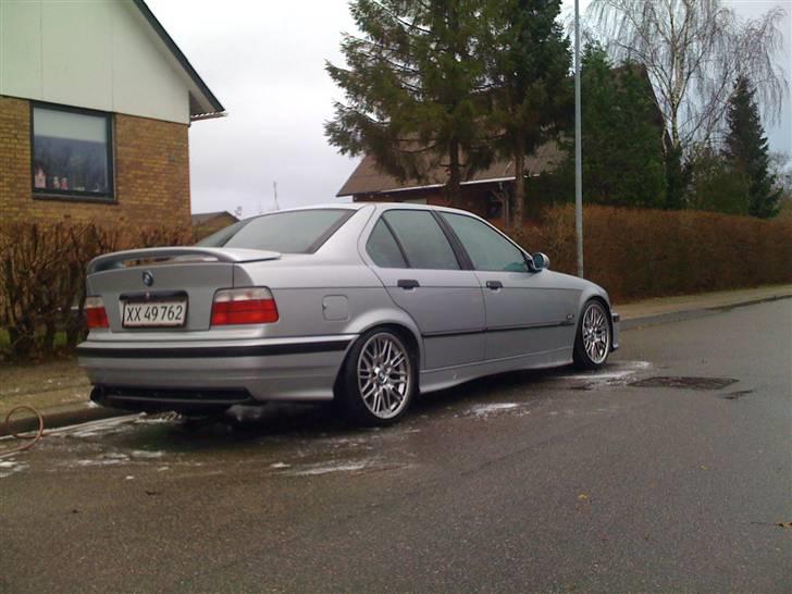 BMW E36 SOLGT billede 2