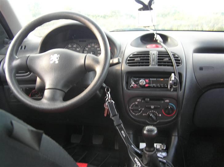 Peugeot 206 død :'( <3 billede 12