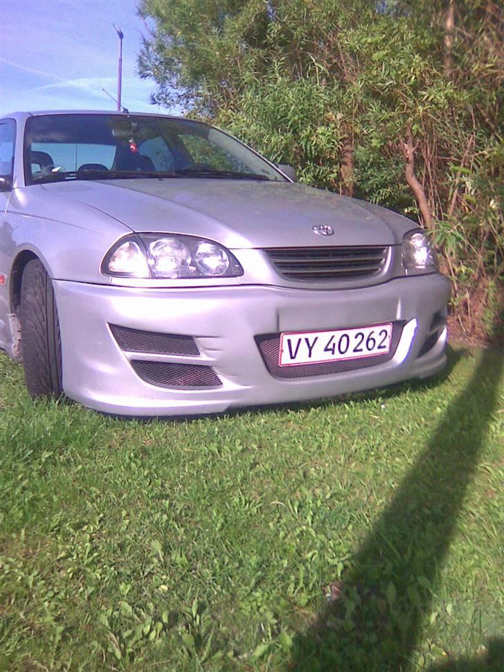 Toyota AVENSIS 2,0-"solgt" billede 2