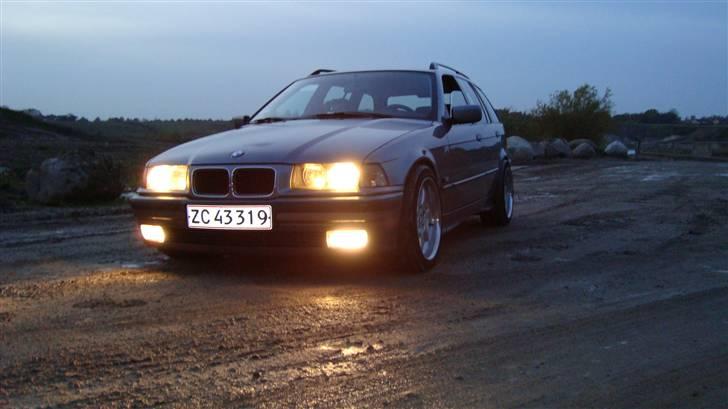 BMW 323i Touring  billede 12
