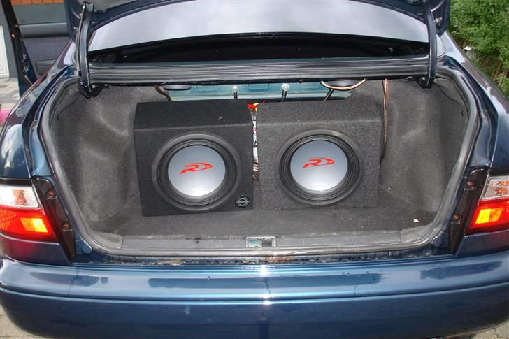 Toyota carina e  (SOLGT) - type r 1242d 12 tommer bas 1500watt 4+4 ohm pr stk billede 17