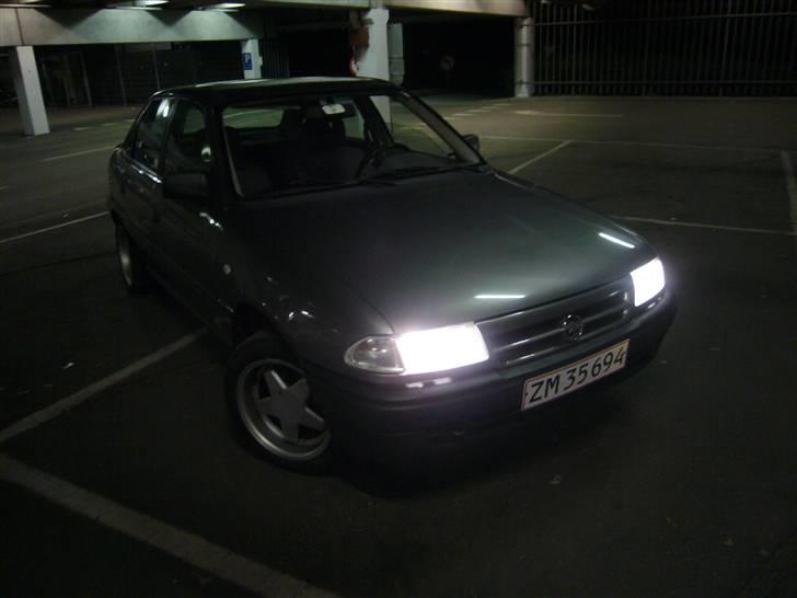 Opel Astra Sedan -(Solgt)- billede 3