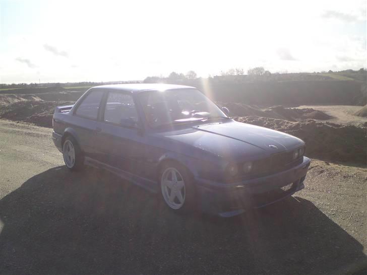 BMW 320i (325i) sælges billede 5