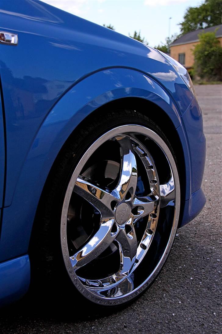 Opel Astra GTC OPC - Foto http://mettisha.mono.net billede 9