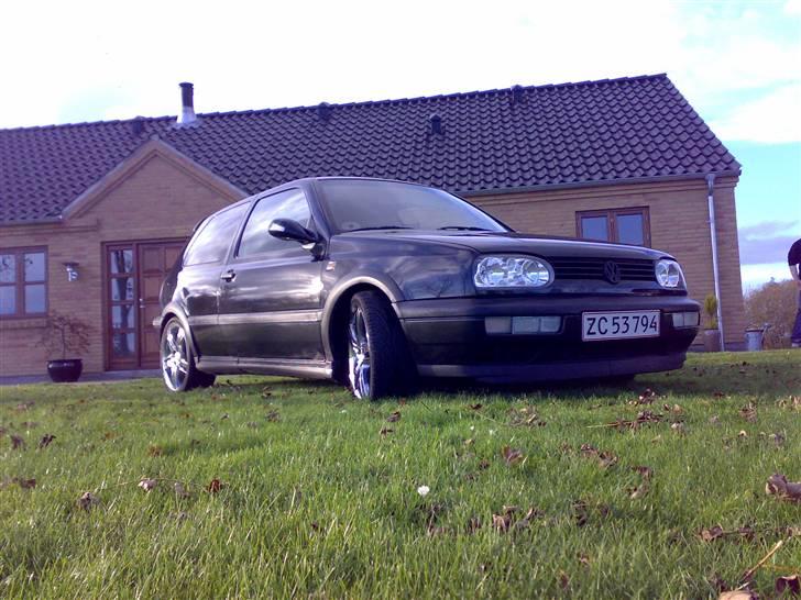 VW Golf 3 1,8  STJÅLET billede 1