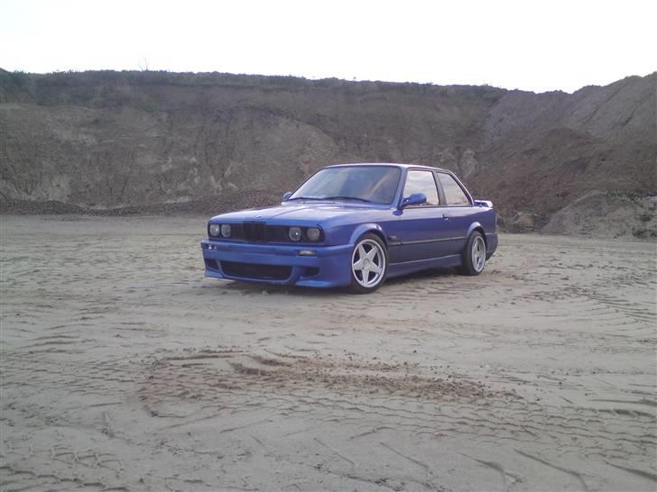 BMW 320i (325i) sælges billede 16