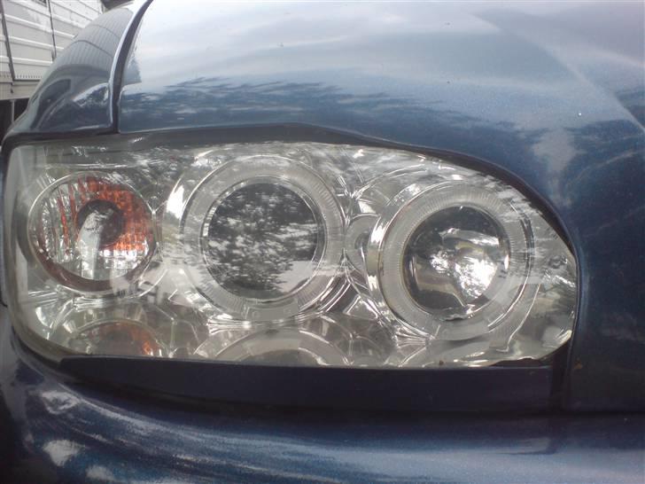 Ford escort - Og mine dejlige stylings forlygter fra shalux billede 8