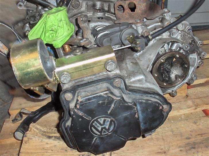 VW golf gti pirelli - nye ophæng så jeg kan bruge corrado gearkasse  i min golf. billede 8