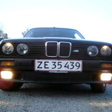 BMW 320i TOURING (solgt)