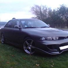 Mitsubishi 2000 solgt