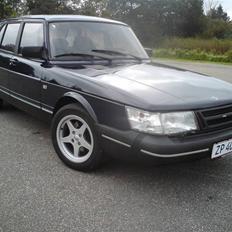 Saab 900i 16v