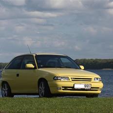 Opel astra F1,6 16v sport