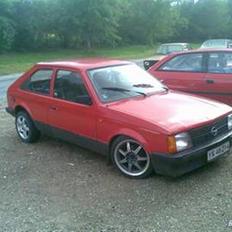 Opel kADETT D 2,0i  EFTERLYST