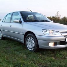 Peugeot 306