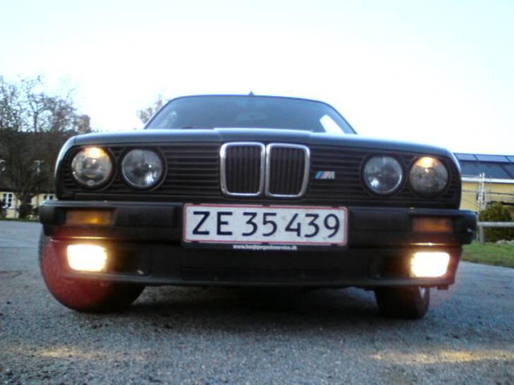 BMW 320i TOURING (solgt) billede 1
